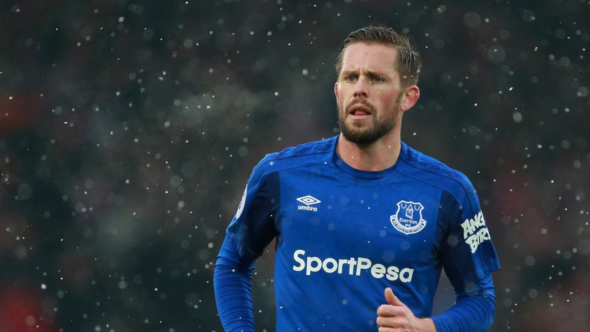 范弗利特存在感拉满却难救主，马刺团队篮球轻取火箭